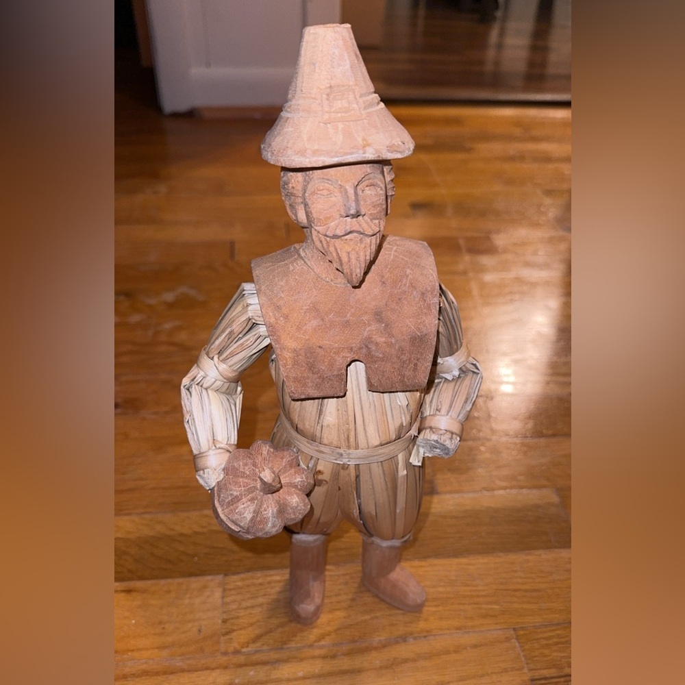 VTG Handcrafted Straw Scarecrow Figurine Pilgrim Man Decor for Fall